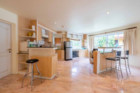 House in Phuket, Thailand 4 bedrooms № 170812 - photo 6