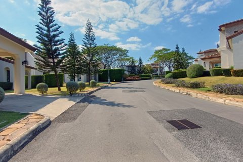 Villa in Pak Chong, Thailand 2 bedrooms № 170811 - photo 4