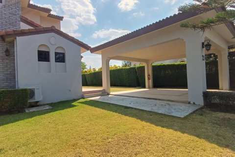 Villa in Pak Chong, Thailand 2 bedrooms № 170811 - photo 3