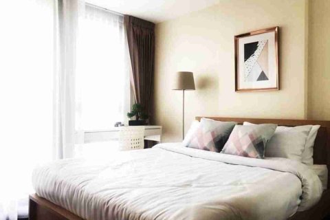 Condo in Thonburi, Bangkok, Thailand, 1 bedroom  № 183643 - photo 5