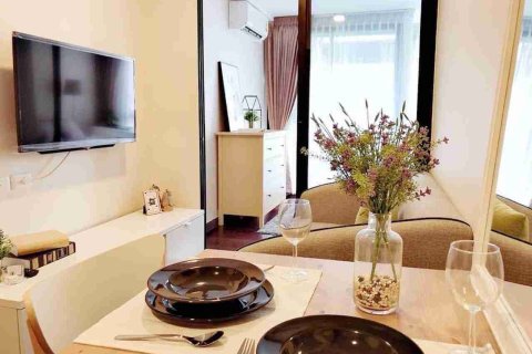Condo in Thonburi, Bangkok, Thailand, 1 bedroom  № 183643 - photo 9