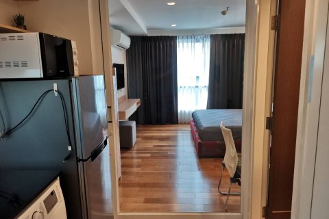 Studio dans le Condo à Watthana, Bangkok, Thaïlande № 154994 - photo 3