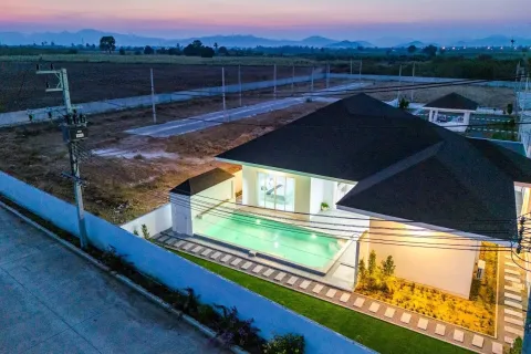 Villa in Hua Hin, Thailand 3 bedrooms № 162191 - photo 7