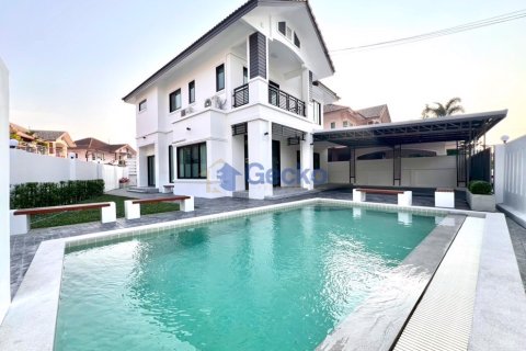 Maison à Pattaya, Thaïlande 4 chambres № 196003