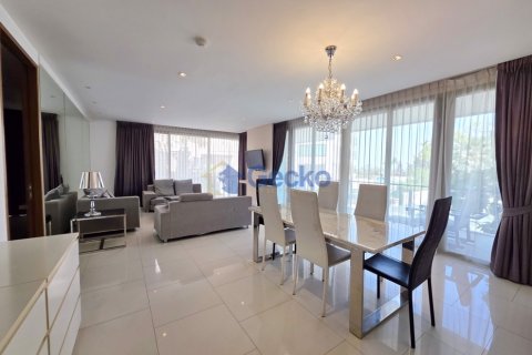 Condo in Pattaya, Thailand, 3 bedrooms № 196002 - photo 6