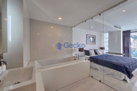 Condo in Pattaya, Thailand, 3 bedrooms № 196002 - photo 30