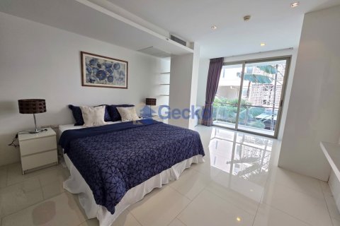 Condo in Pattaya, Thailand, 3 bedrooms № 196002 - photo 26
