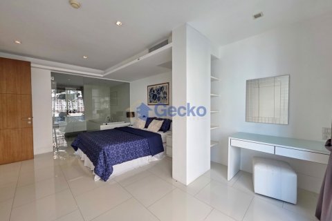 Condo in Pattaya, Thailand, 3 bedrooms № 196002 - photo 25