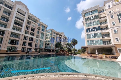Condo in Pattaya, Thailand, 2 bedrooms  № 196006