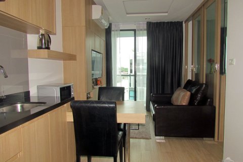 คอนโดมิเนียมในพัทยา, ประเทศไทย, 1 ห้องนอน № 204033
