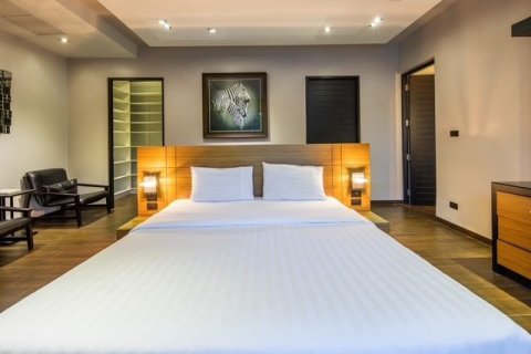 Villa in Phuket, Thailand 4 bedrooms № 156519 - photo 28