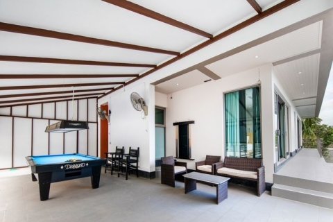 Villa in Phuket, Thailand 4 bedrooms № 156519 - photo 16