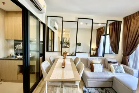 Condo in Bangkok, Thailand, 2 bedrooms  № 156520 - photo 6