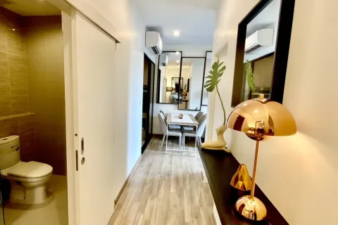 Condo in Bangkok, Thailand, 2 bedrooms  № 156520 - photo 8