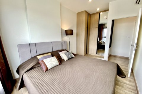 Condo in Bangkok, Thailand, 2 bedrooms  № 156520 - photo 11