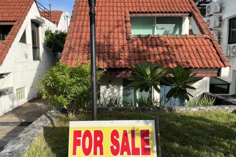 Townhouse in Pattaya, Thailand 3 bedrooms № 156516 - photo 2