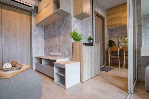 Condo in Bangkok, Thailand, 1 bedroom  № 208685 - photo 12