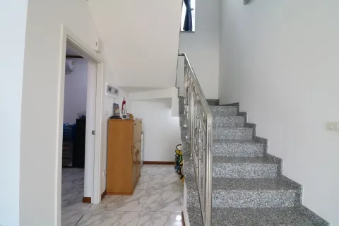 House in Udon Thani, Thailand 3 bedrooms № 141659 - photo 15