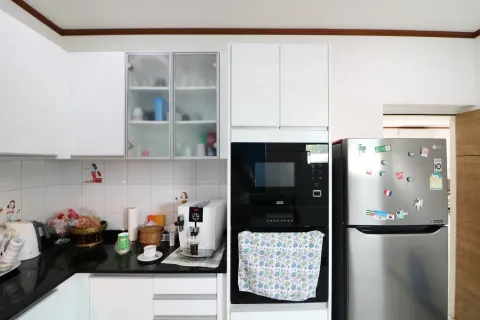 House in Udon Thani, Thailand 3 bedrooms № 141659 - photo 23