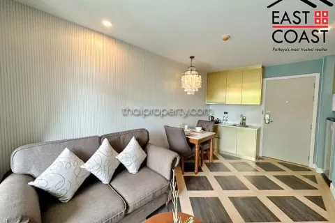 Condominio de 1 dormitorio en Jomtien Beach, Pattaya, Tailandia № 213700 - foto 3