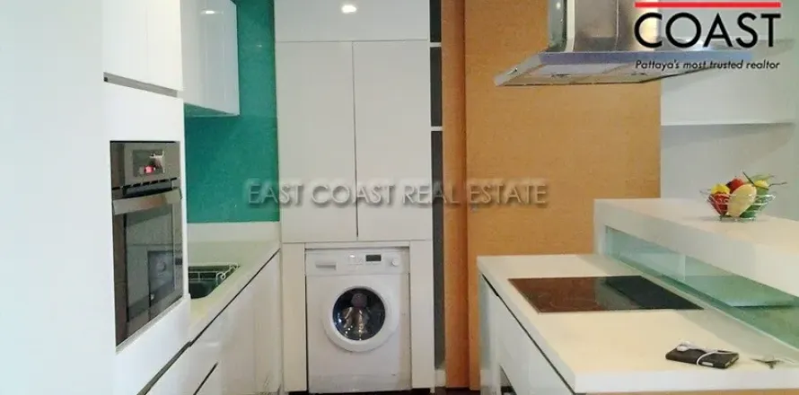 Condominio de 2 dormitorios en Pattaya, Tailandia № 213697