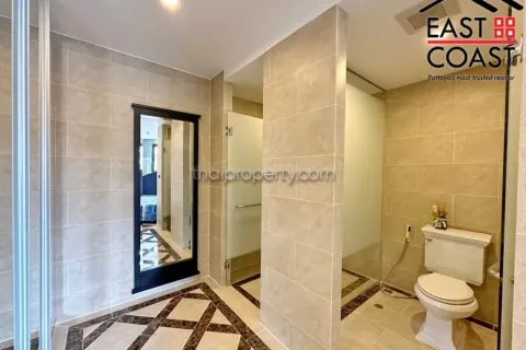 Condominio de 2 dormitorios en Jomtien Beach, Pattaya, Tailandia № 213702 - foto 7