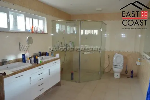 Haus in Pattaya, Thailand 4 Schlafzimmer № 213698 - Foto 26