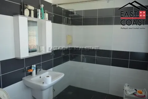 Haus in Pattaya, Thailand 4 Schlafzimmer № 213698 - Foto 30