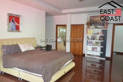 Haus in Pattaya, Thailand 4 Schlafzimmer № 213698 - Foto 25