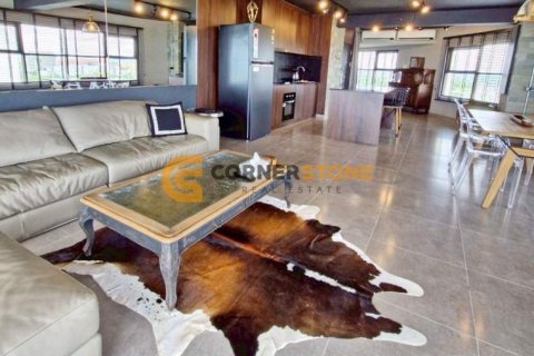 Студия в кондо на Пляж Джомтьен, Паттайя, Таиланд № 134376 - фото 1