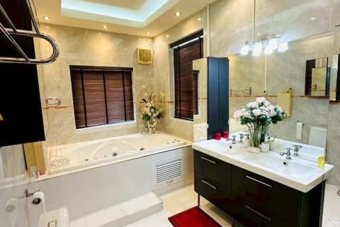 Вилла в Бурираме, Таиланд с 4 спальнями  № 148355 - фото 17