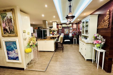 Вилла в Бурираме, Таиланд с 4 спальнями  № 148355 - фото 28