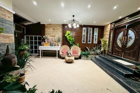 Вилла в Бурираме, Таиланд с 4 спальнями  № 148355 - фото 6