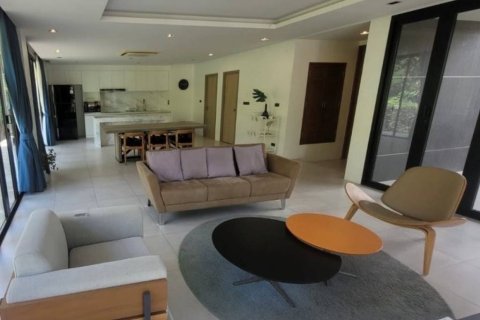 Вилла в Хуа Хине, Таиланд с 4 спальнями  № 146977 - фото 2