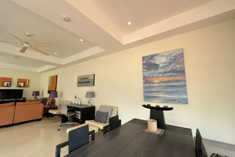 Villa in Phuket, Thailand 4 bedrooms № 167460 - photo 4