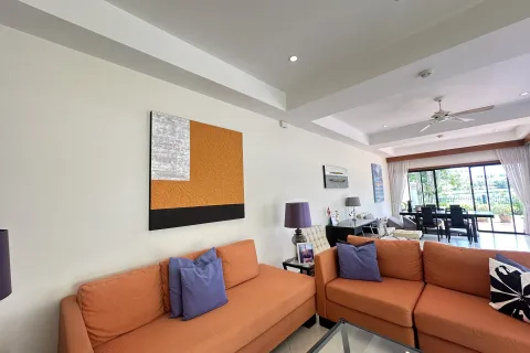 Villa in Phuket, Thailand 4 bedrooms № 167460 - photo 7