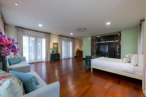 Villa in Chiang Mai, Thailand 5 bedrooms № 162754 - photo 14