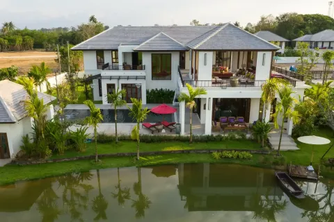 Villa in Chiang Mai, Thailand 5 bedrooms № 162754 - photo 23