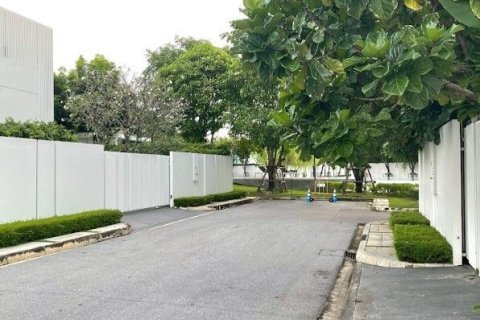 Кондоминиум с 3 спальнями в Банг Каео, Таиланд № 152767 - фото 4