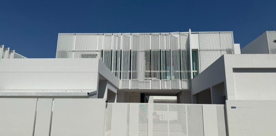 Кондоминиум с 3 спальнями в Банг Каео, Таиланд № 152767