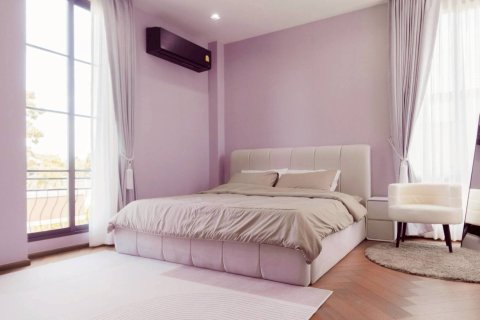 Villa in Pattaya, Thailand 4 bedrooms № 152769 - photo 17