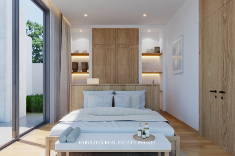 Villa in Bang Tao, Thailand 4 bedrooms № 179694 - photo 14