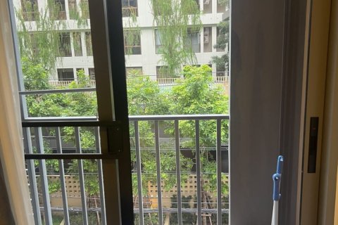 Студия в кондо в Ваттхане, Бангкок, Таиланд № 136187 - фото 13