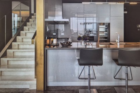 Кондоминиум с 2 спальнями в Ваттхане, Бангкок, Таиланд № 136184 - фото 7