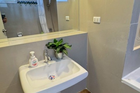 Кондоминиум с 2 спальнями в Ваттхане, Бангкок, Таиланд № 136183 - фото 16