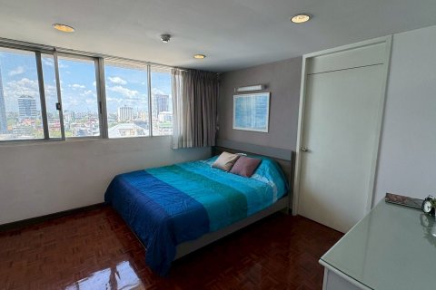 Кондоминиум с 2 спальнями в Ваттхане, Бангкок, Таиланд № 136183 - фото 12