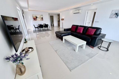 Condo in Hua Hin, Thailand, 2 bedrooms  № 160285 - photo 4