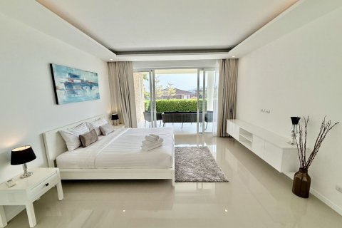 Condo in Hua Hin, Thailand, 2 bedrooms  № 160285 - photo 22