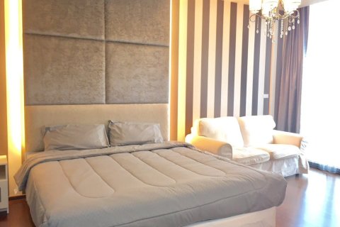 Studio in the Condo in Khlong Toei, Bangkok, Thailand  № 147440 - photo 2