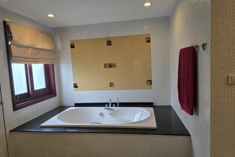 Villa in Phuket, Thailand 4 bedrooms № 138511 - photo 15